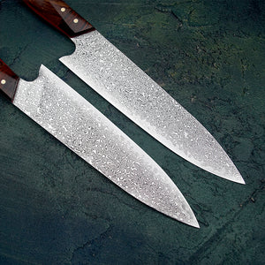 Close of of the blade showing the Damascus pattern on the Professional handmade, hand forged 8 inch rosewood handle Damascus steel Japanese kitchen chef knife 